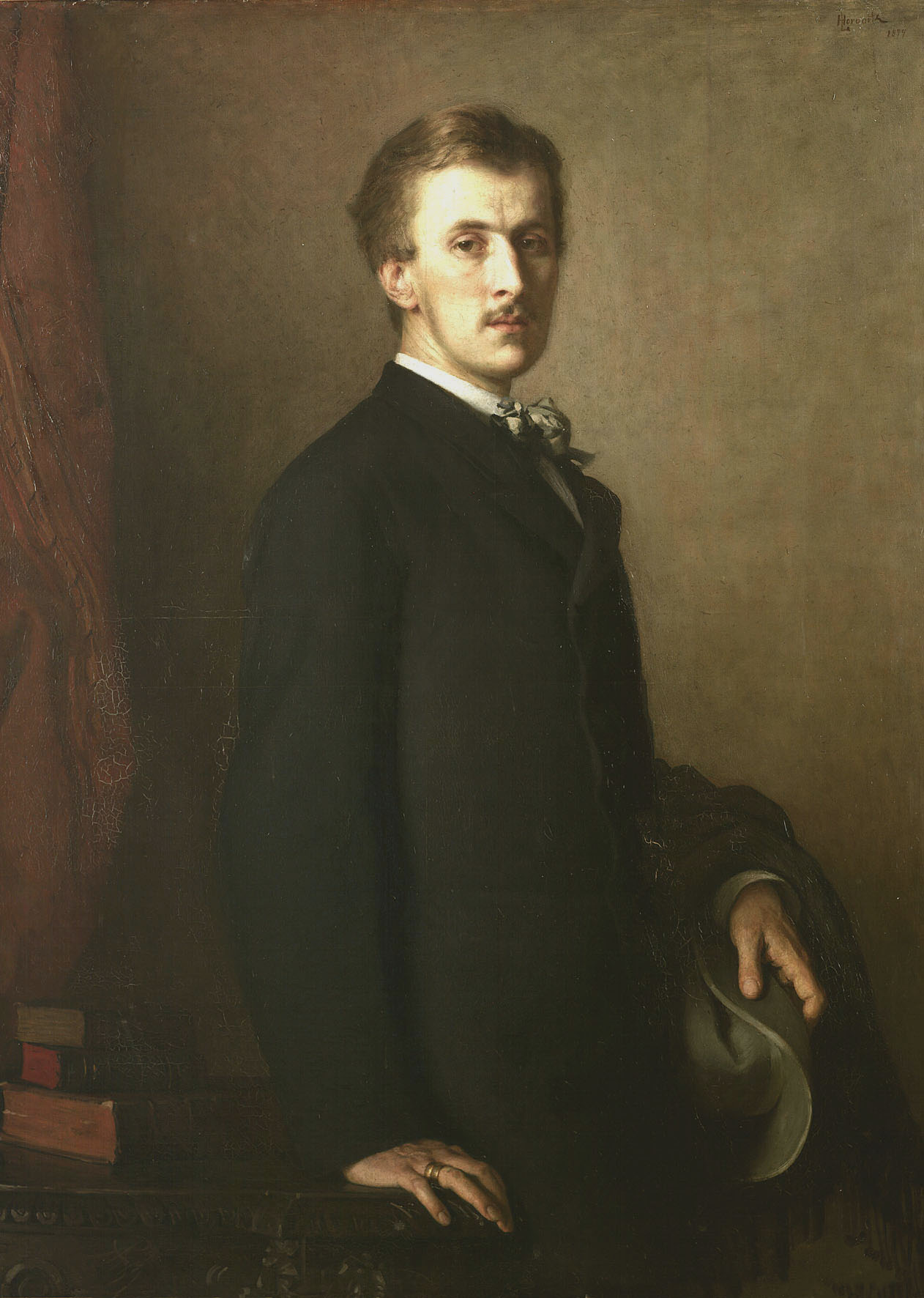 Portret Konstantego Zamoyskiego, Horowitz Leopold, Polska; 1877 r.; Materiał/technika: płótno/olej; wymiary: 125 x 93 centymetrów; fragment Portret młodego mężczyzny w ujęciu do kolan, tułów lekko skręcony w prawo, głowa i wzrok skierowany na wprost. Włosy jasne, krótkie, zaczesane w lewo. Twarz pociągła, nos prosty, nad wąskimi ustami niewielki wąsik. Prawy profil twarzy lekko schowany w cieniu. Ubrany w ciemny garnitur z wpiętym w klapę marynarki kwiatem. Obraz oprawiony w bogato rzeźbioną i złoconą ramę.